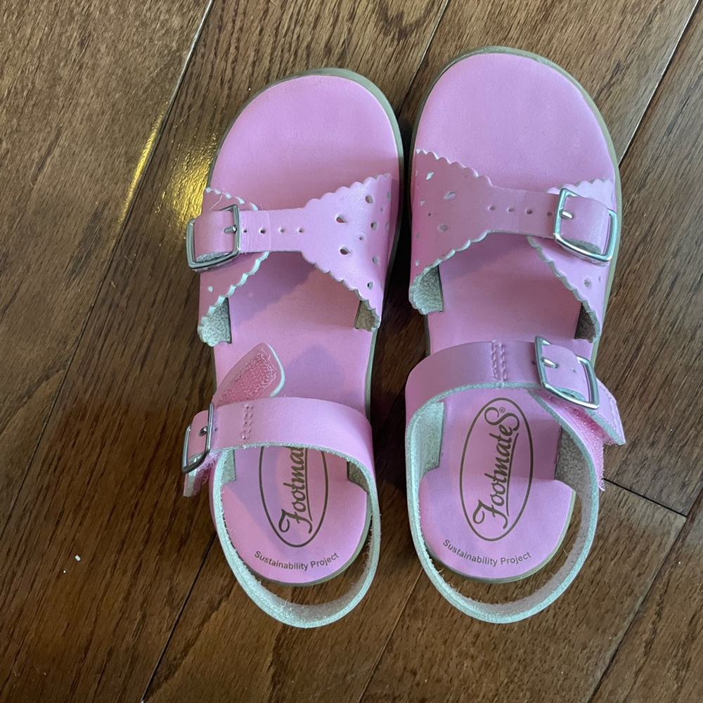 FootMates Pink Toddler Girls Sandals with Buckle Straps
